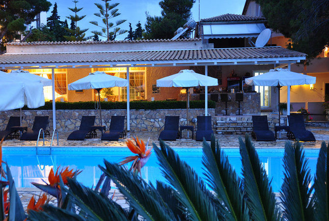 Aquarius Hotel Vasilikos  Exterior photo